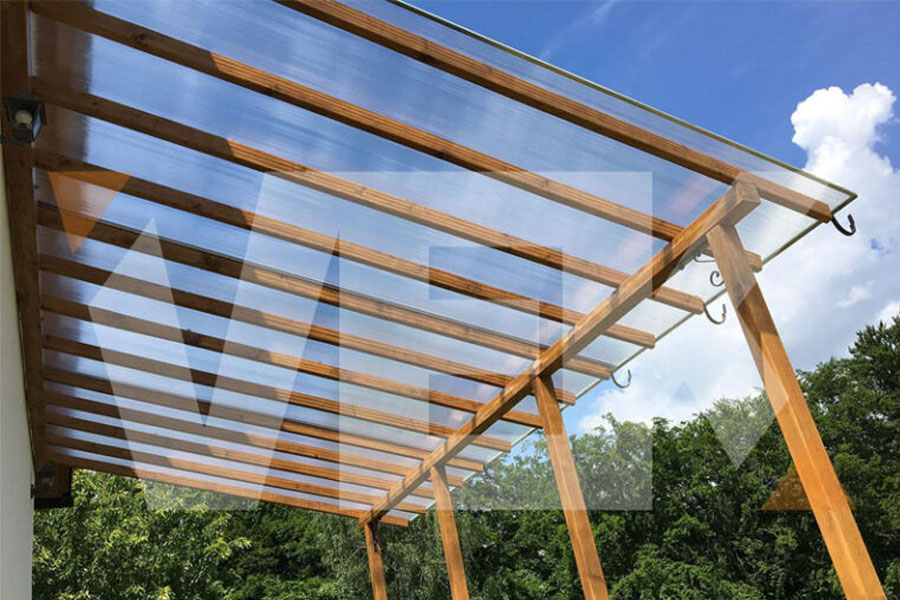 Polikarbonatna kritina Vek